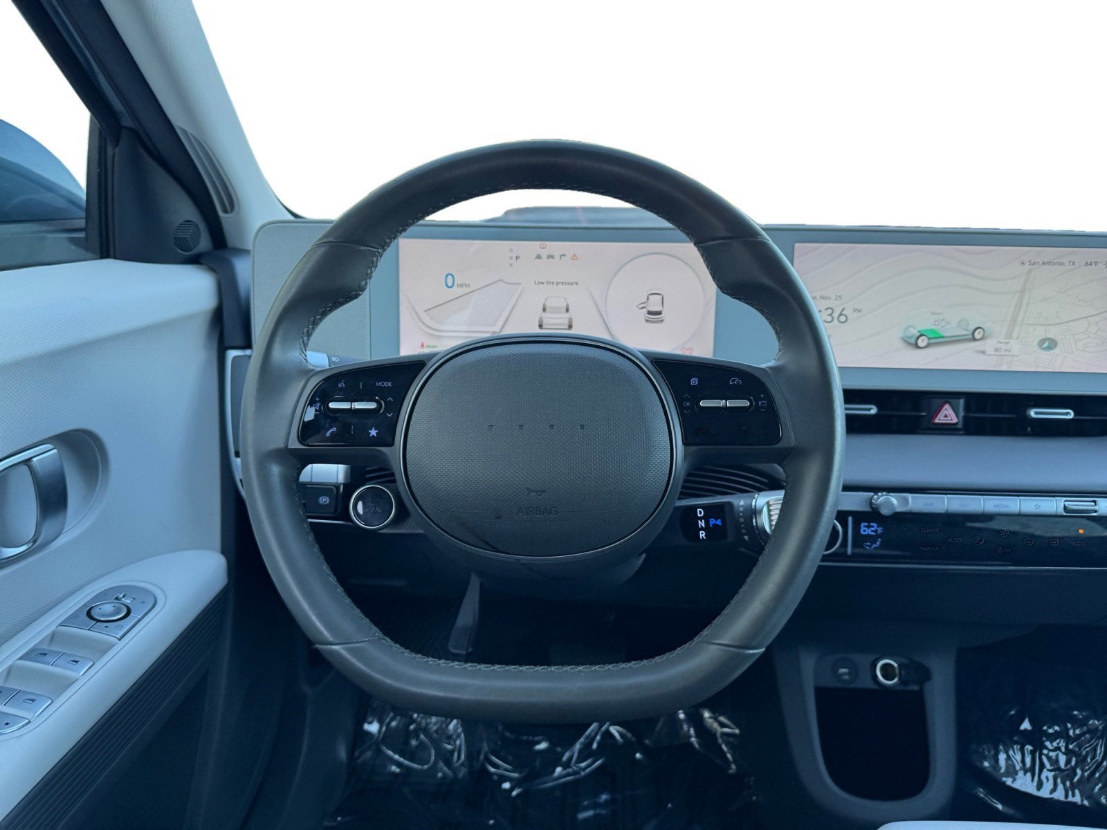 2023 Hyundai IONIQ 5 SE Standard Range