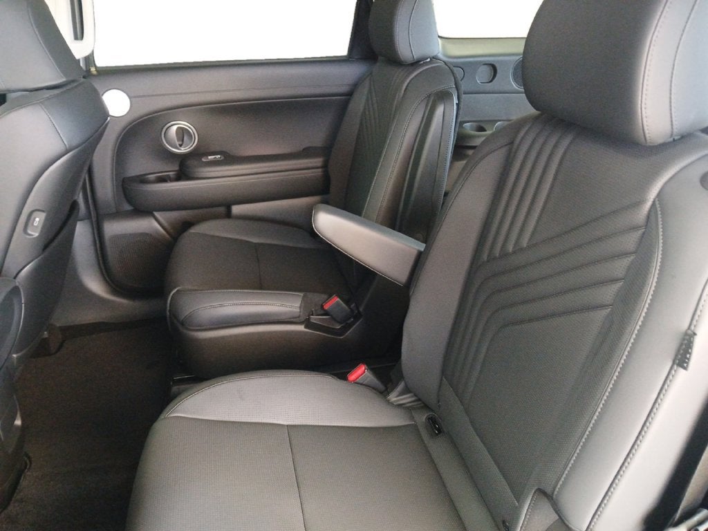 2027 Hyundai PALISADE SEL Premium 7 Passenger