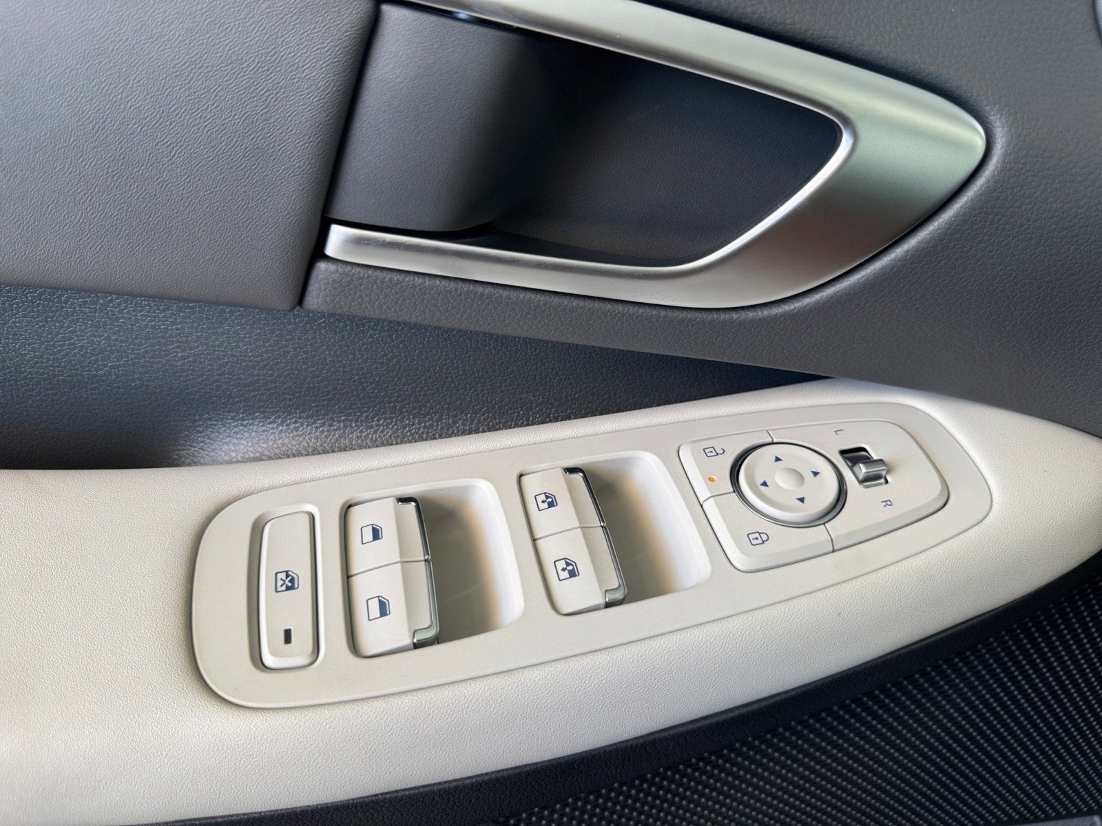 2025 Hyundai SONATA SEL Convenience