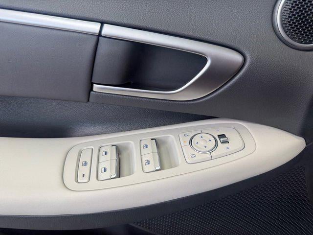 2025 Hyundai SONATA SEL Convenience