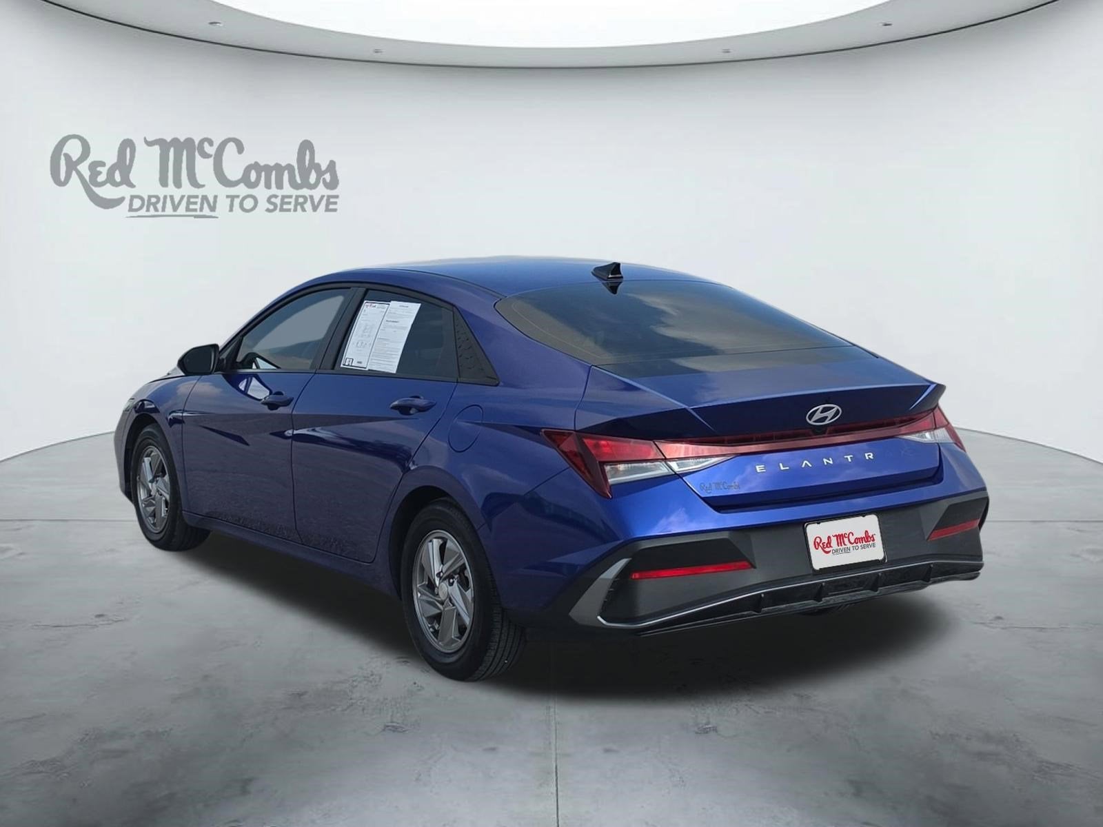 2025 Hyundai ELANTRA SE