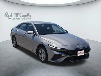 2025 Hyundai ELANTRA SE