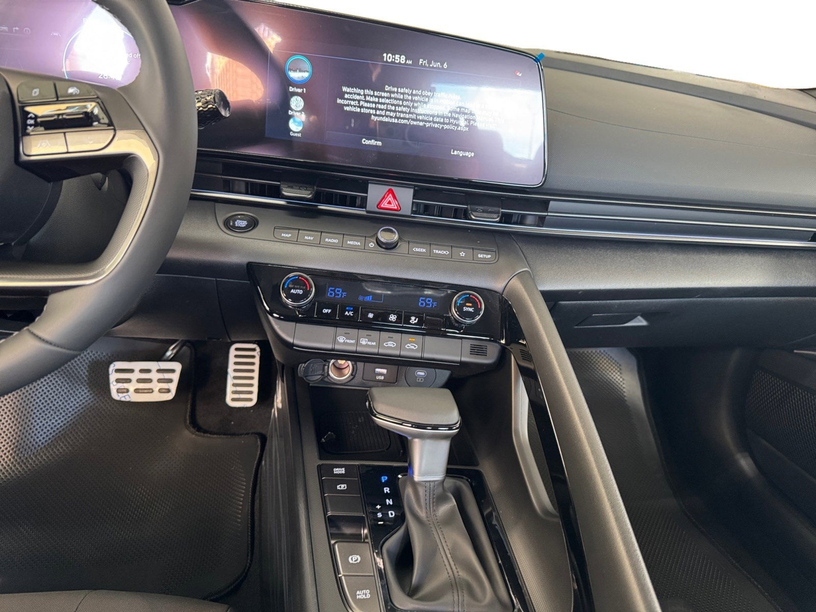 2025 Hyundai ELANTRA HYBRID SEL Sport