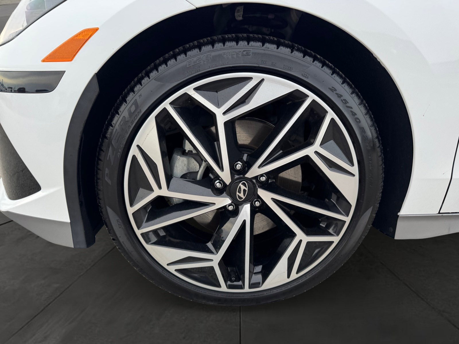 2025 Hyundai IONIQ 6 SEL