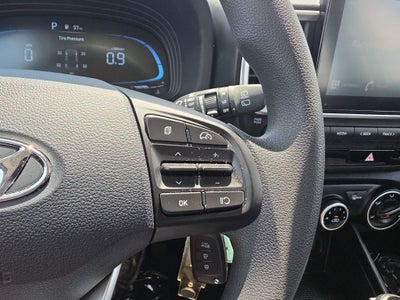 2025 Hyundai VENUE SE