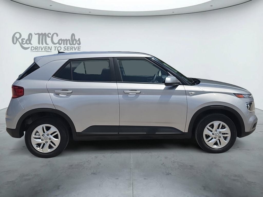 2025 Hyundai VENUE SE