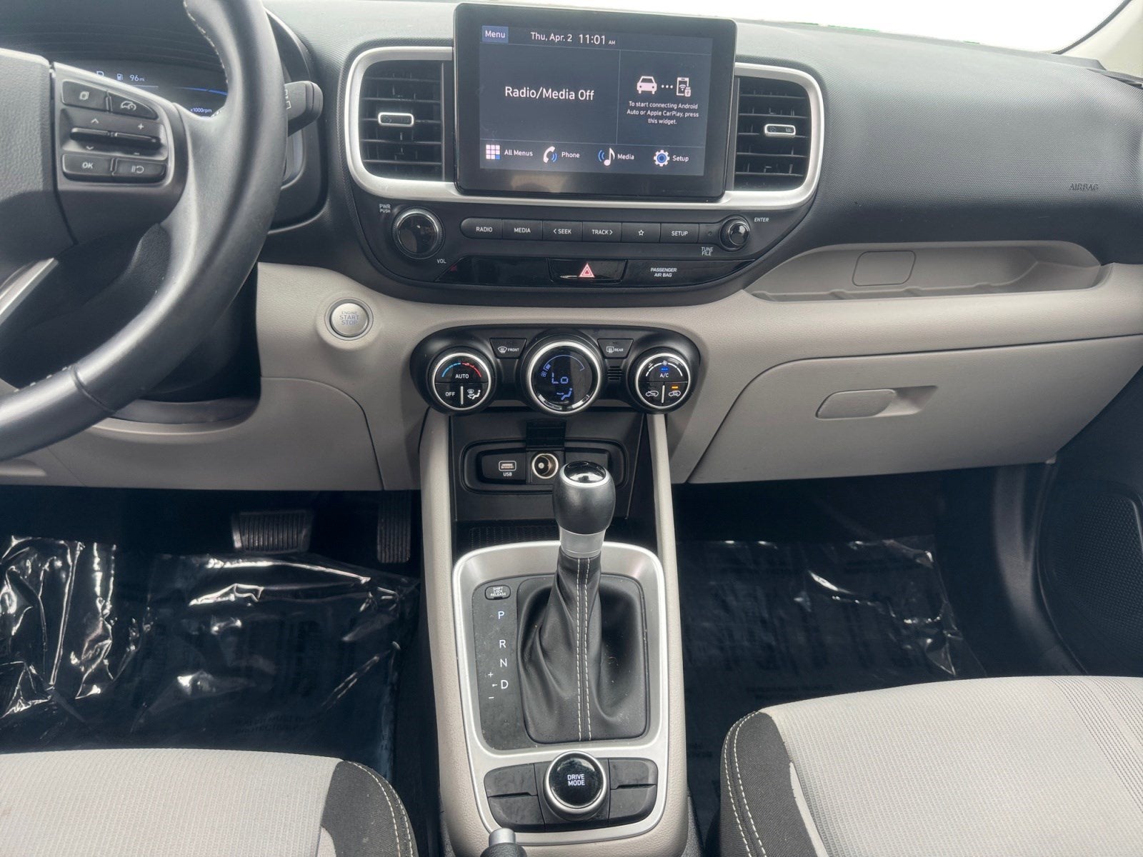 2024 Hyundai VENUE SEL