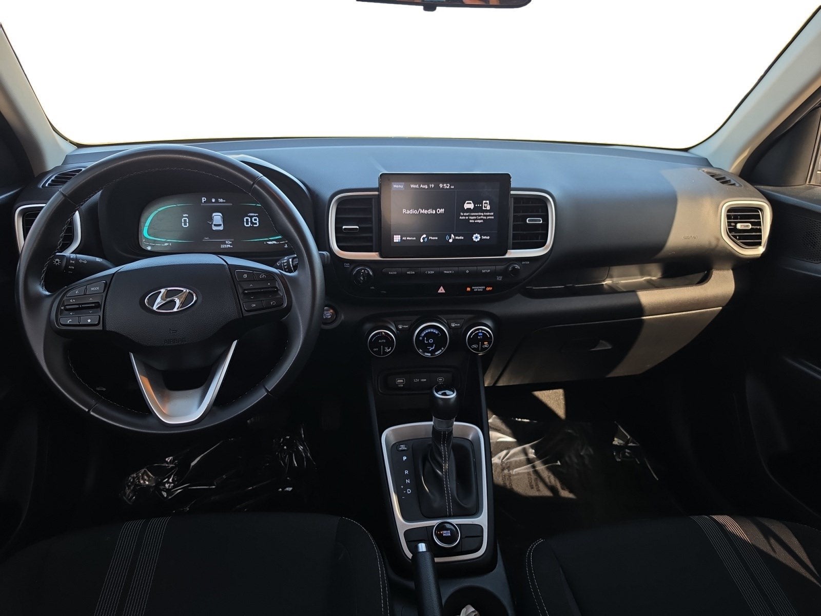 2024 Hyundai VENUE SEL