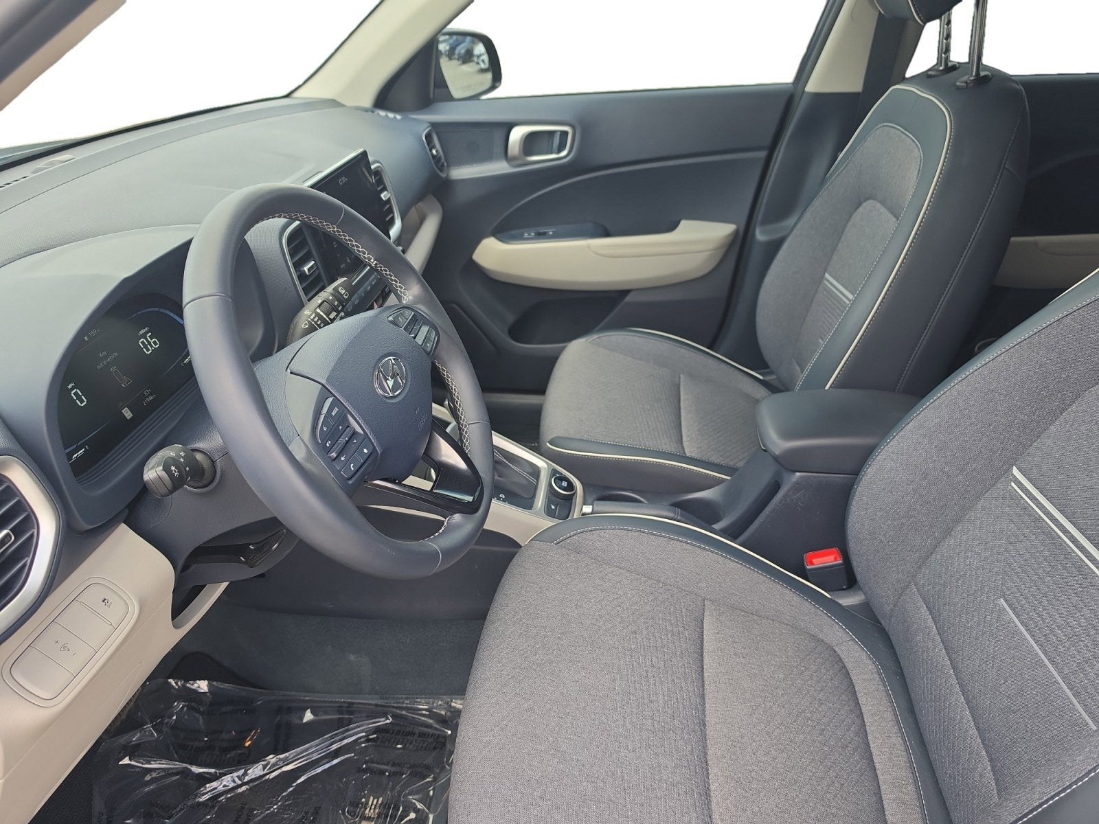 2025 Hyundai VENUE Limited