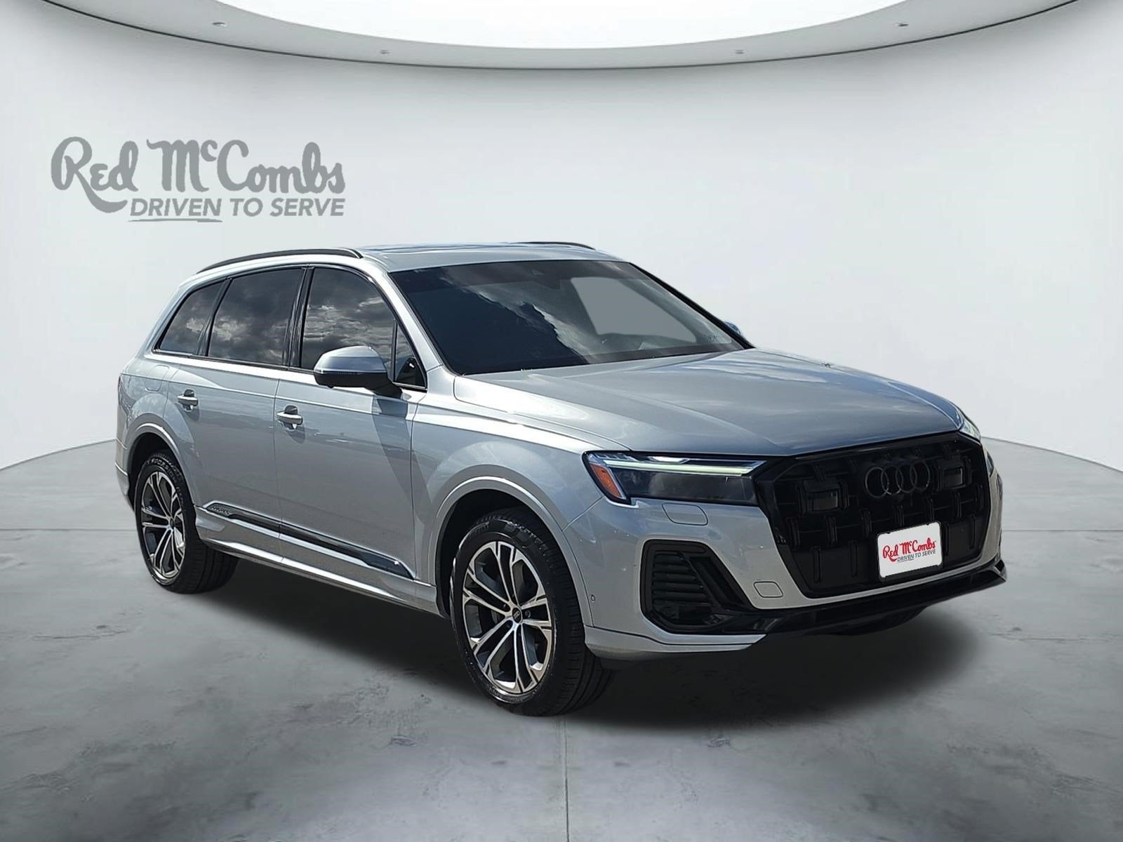 2026 Audi Q7 Premium