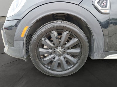 2023 MINI Countryman Base