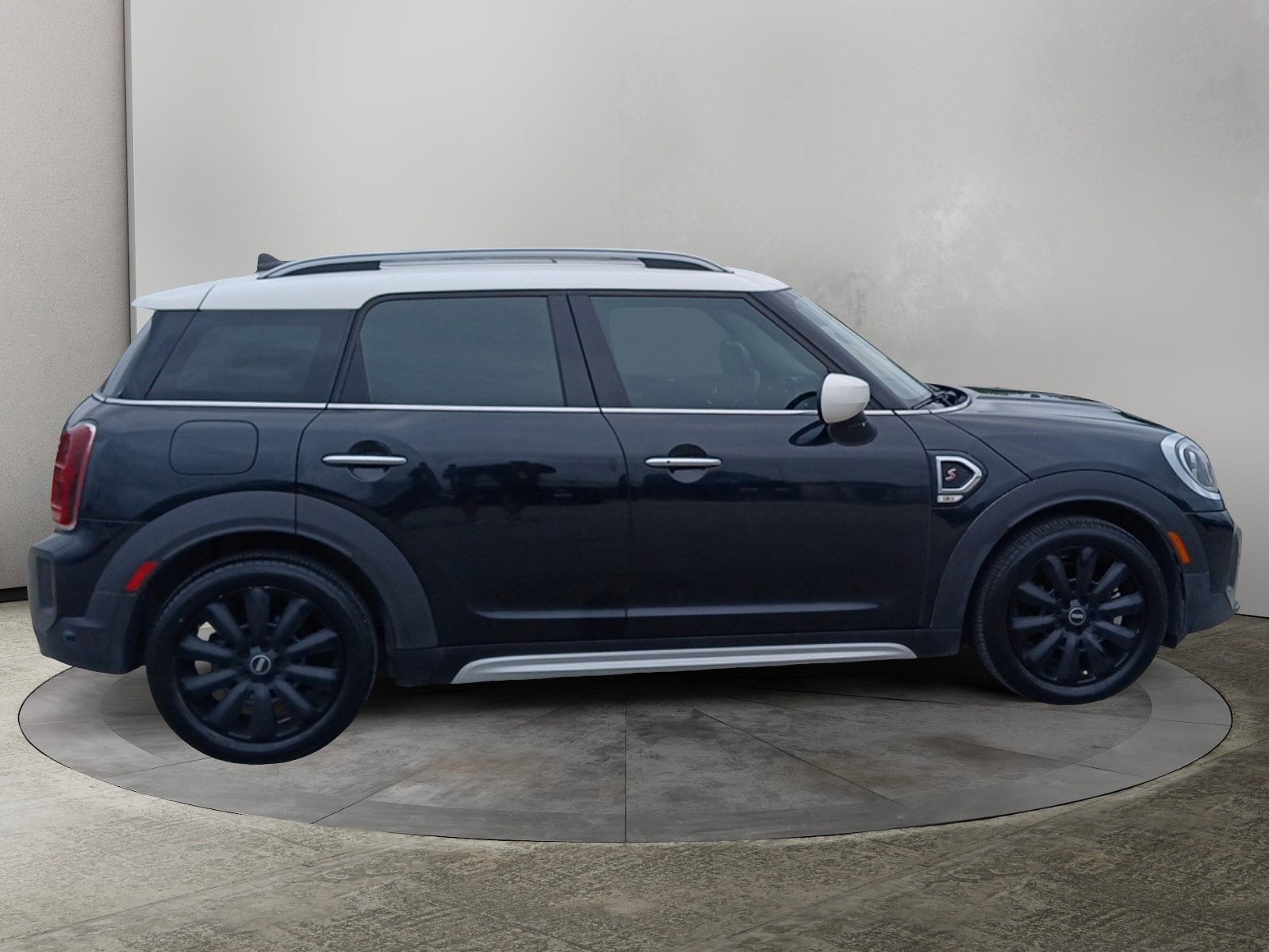 2023 MINI Countryman Base