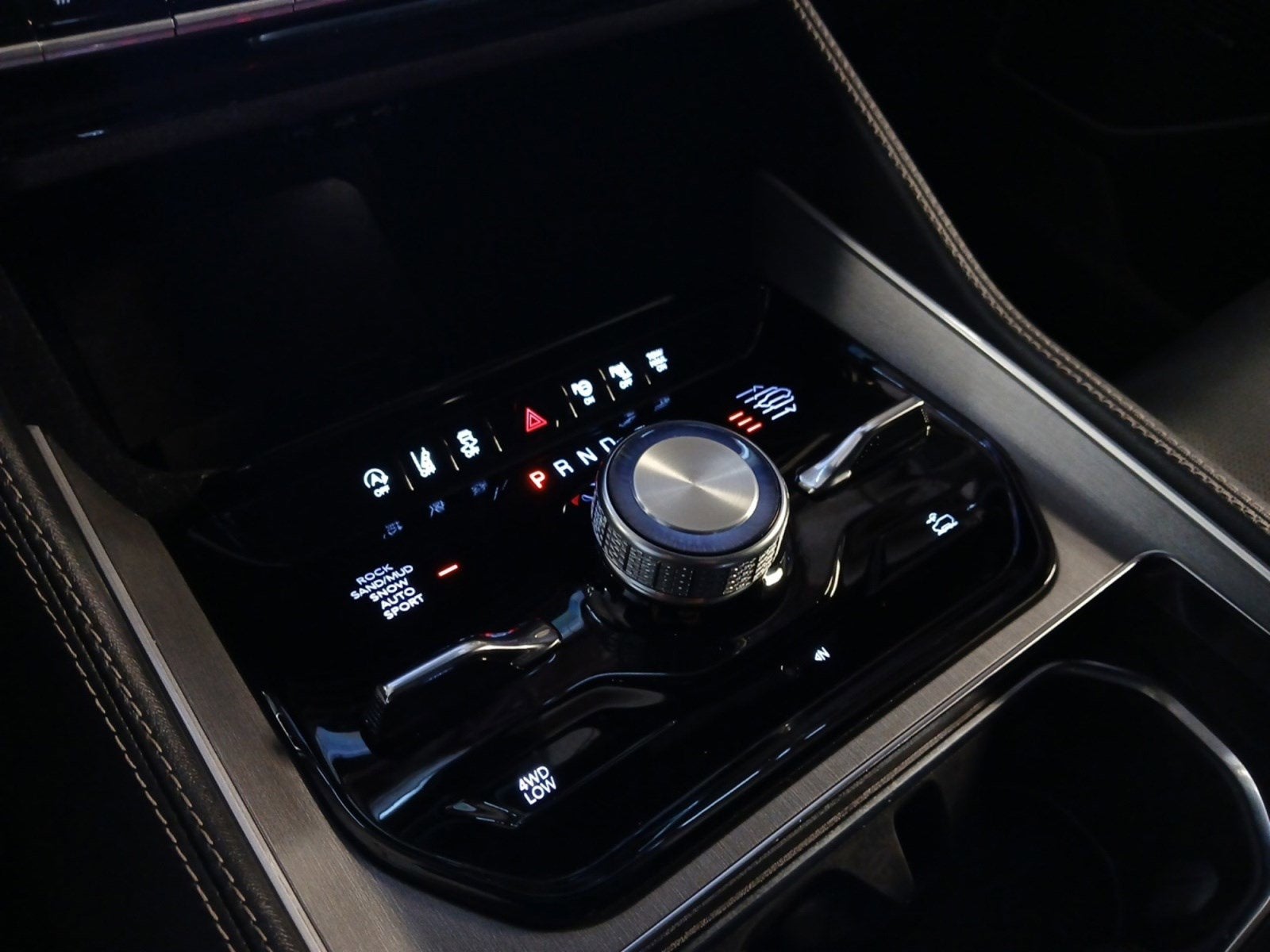 2025 Jeep Wagoneer Series II Overland