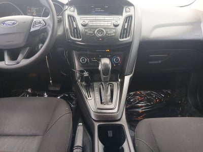 2018 Ford Focus SE W/ REARVIEW CAMERA & KEYLESS ENTRY