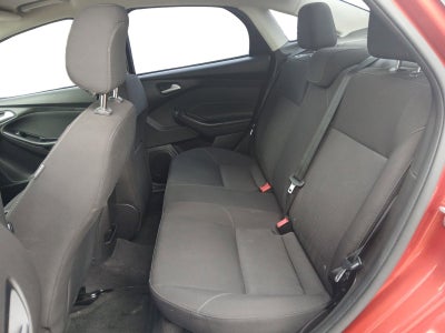 2018 Ford Focus SE W/ REARVIEW CAMERA & KEYLESS ENTRY