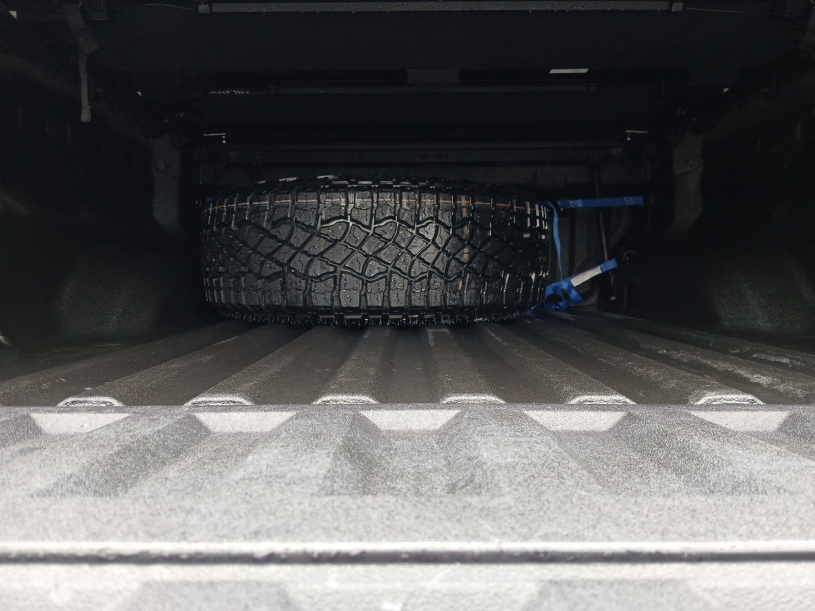 2024 GMC Canyon 4WD AT4X