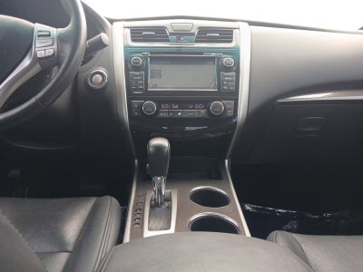2015 Nissan Altima 2.5 SL W/ BACK-UP CAMERA & LEATHER