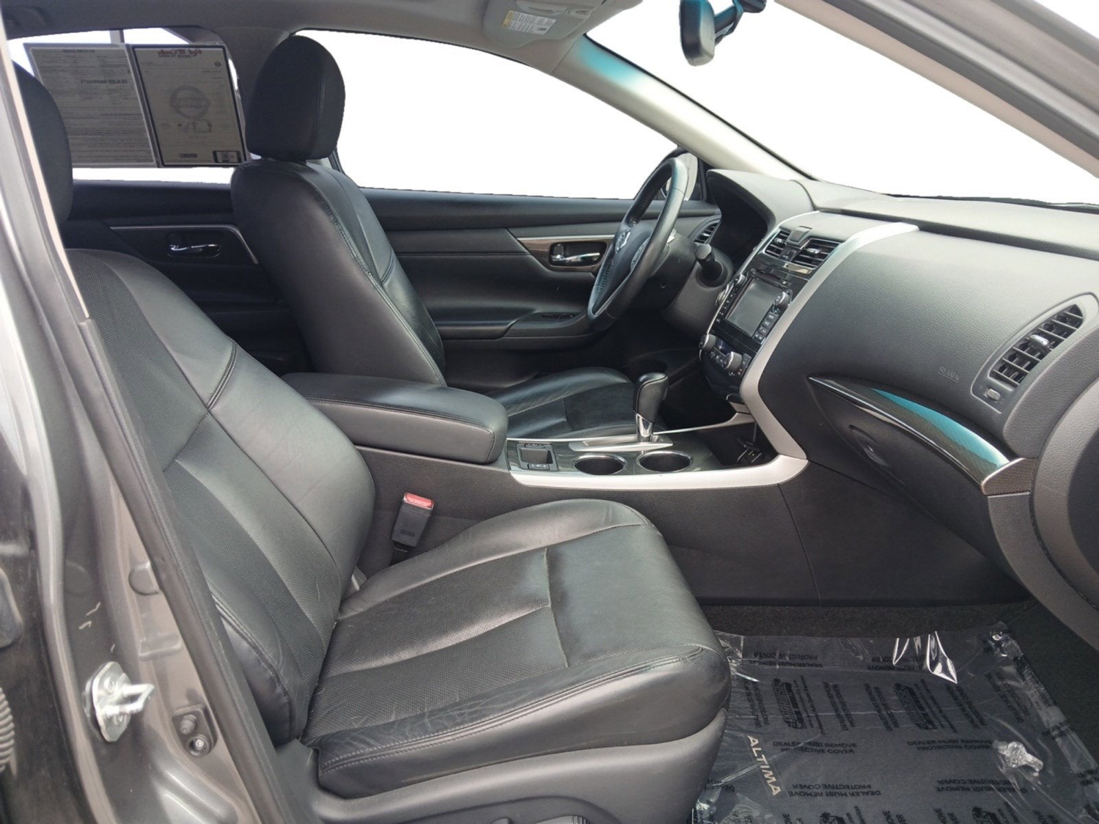 2015 Nissan Altima 2.5 SL W/ BACK-UP CAMERA & LEATHER