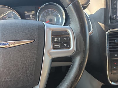 2012 Chrysler Town & Country Touring