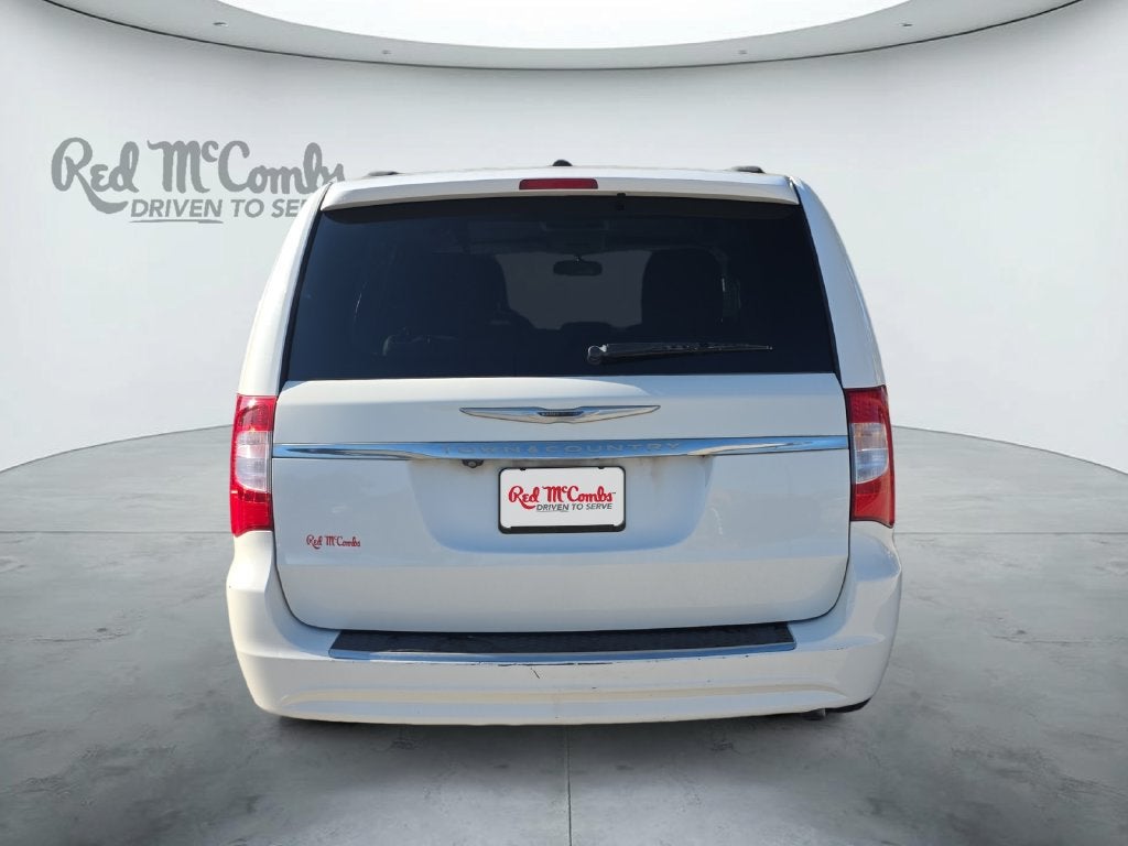 2012 Chrysler Town & Country Touring