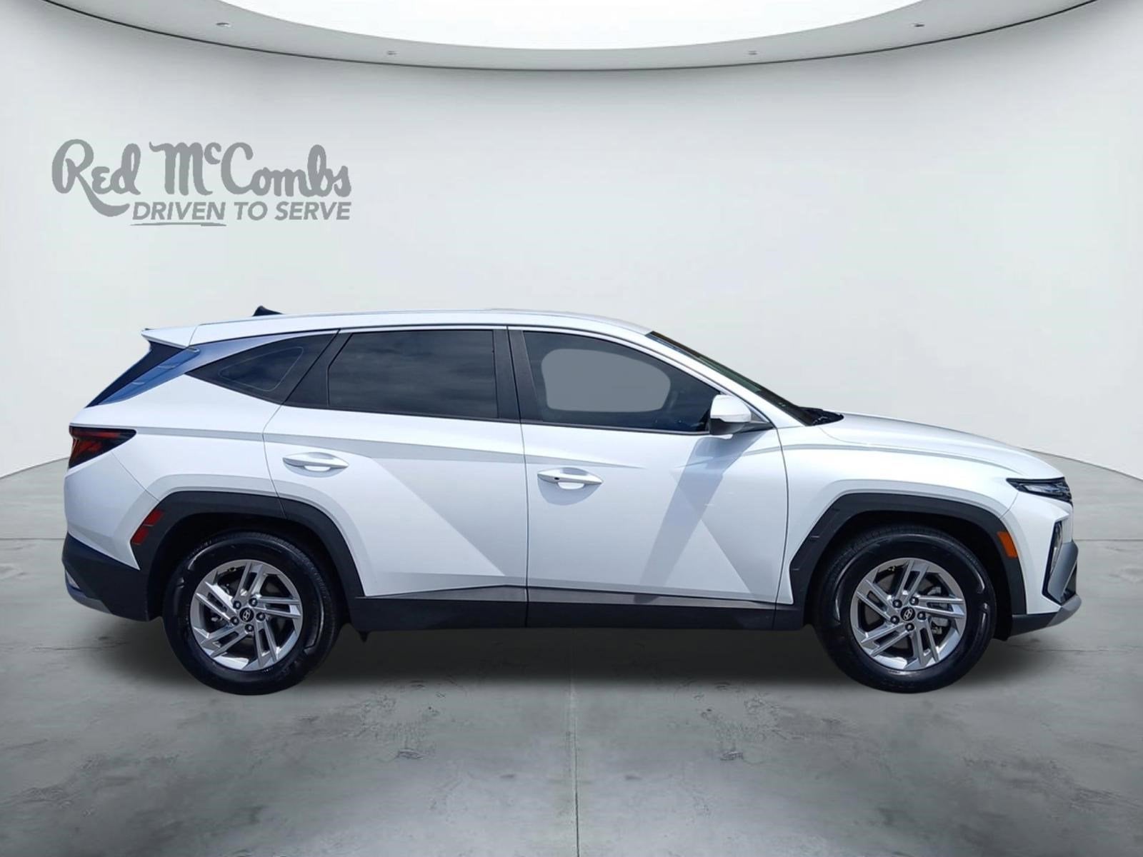 2025 Hyundai TUCSON SE