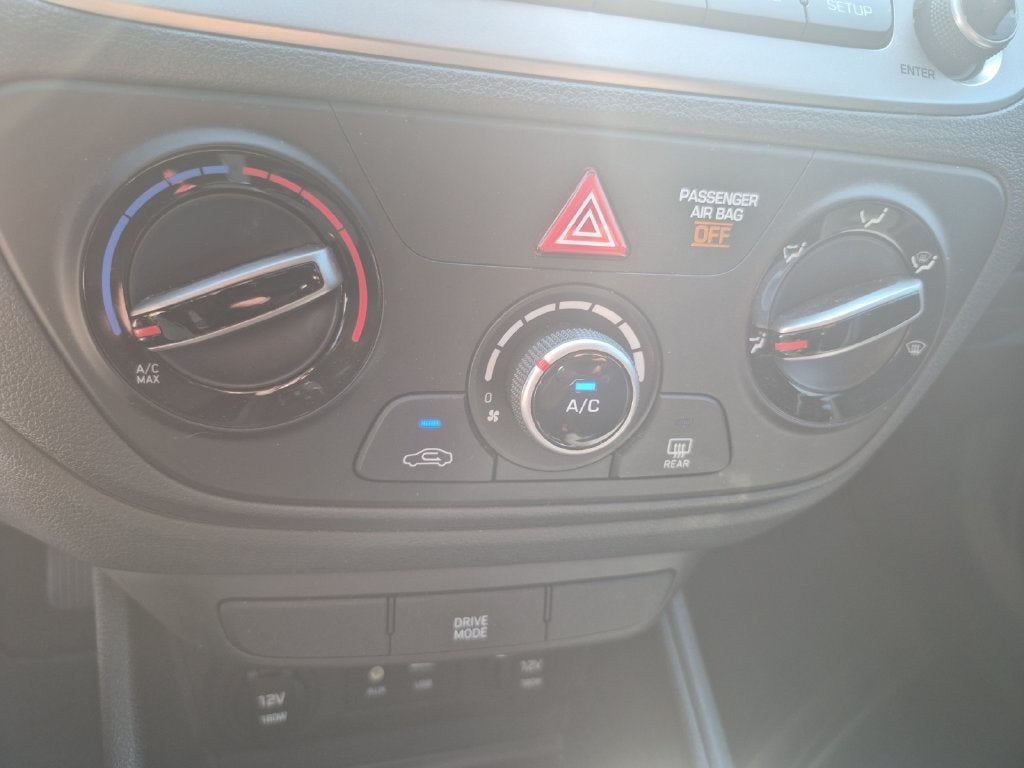 2018 Hyundai ACCENT SE