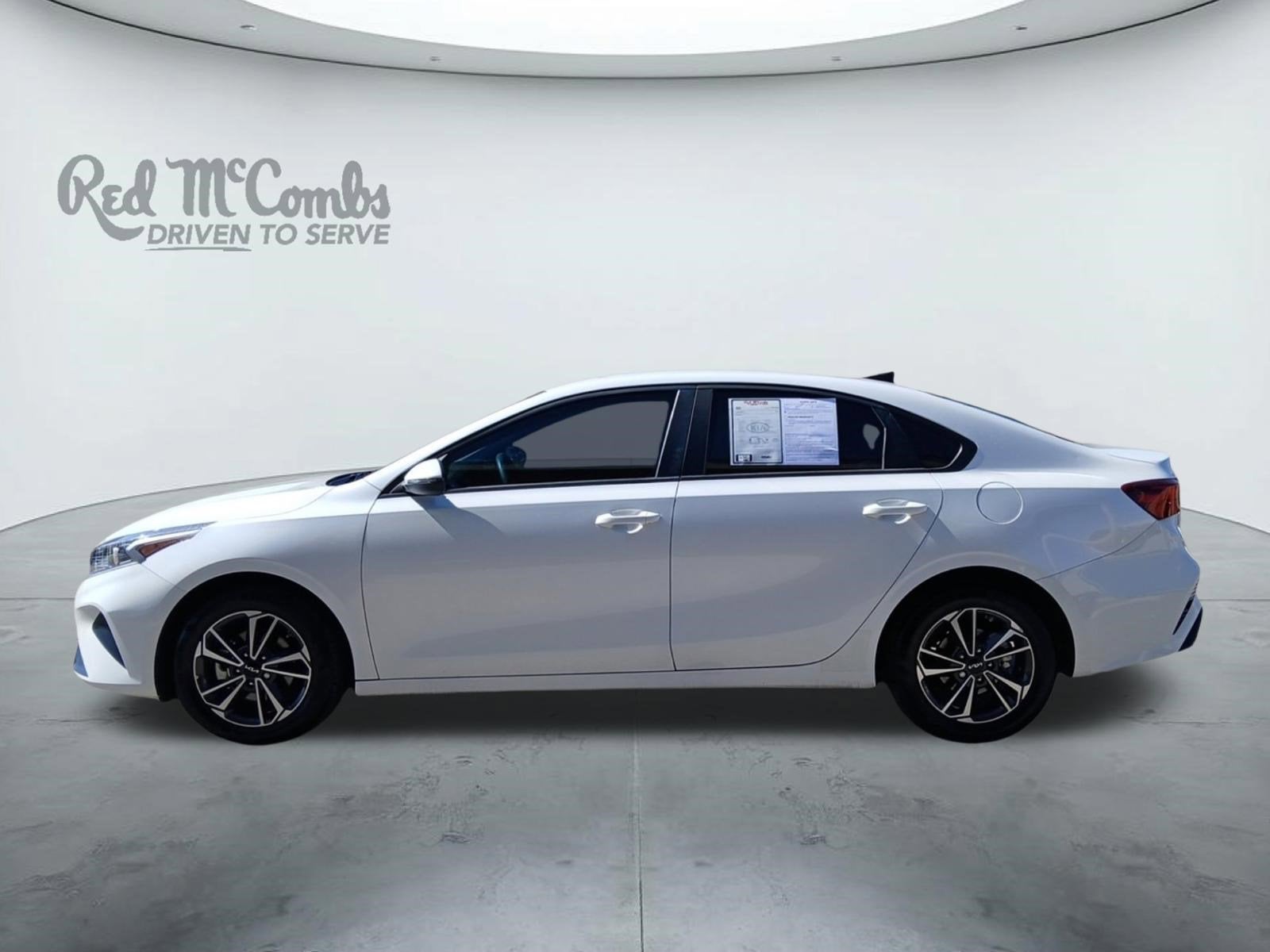 2024 Kia Forte LXS W/ BLIND SPOT COLLISION AVOIDANCE