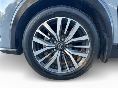 2022 Nissan Kicks SV