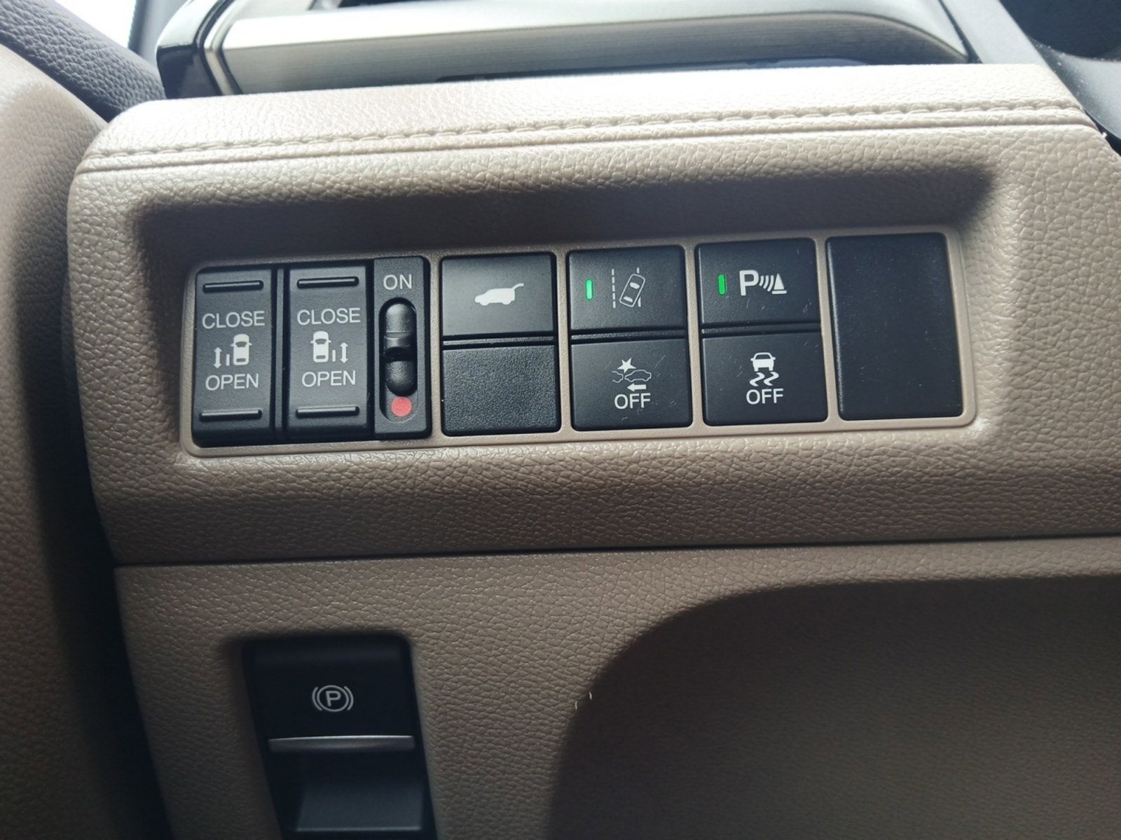 2019 Honda Odyssey Elite W/ BACK-UP CAMERA & POWER LIFTGATE