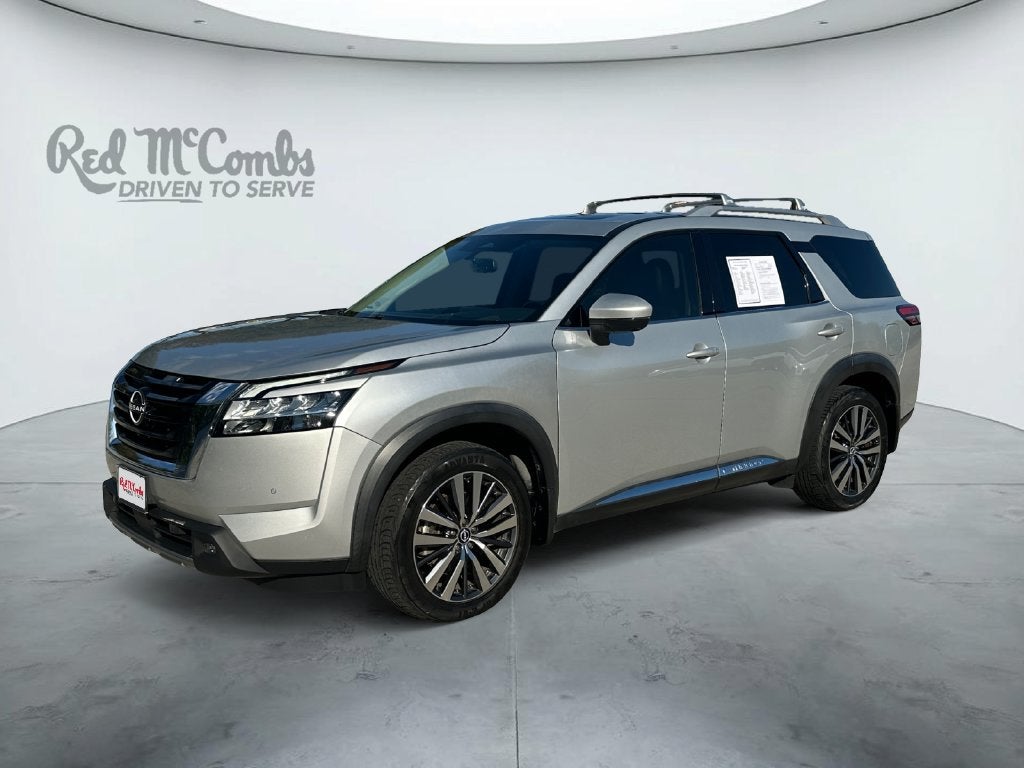 2022 Nissan Pathfinder Platinum