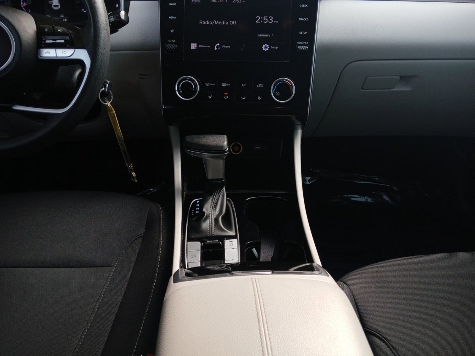 2022 Hyundai TUCSON SE