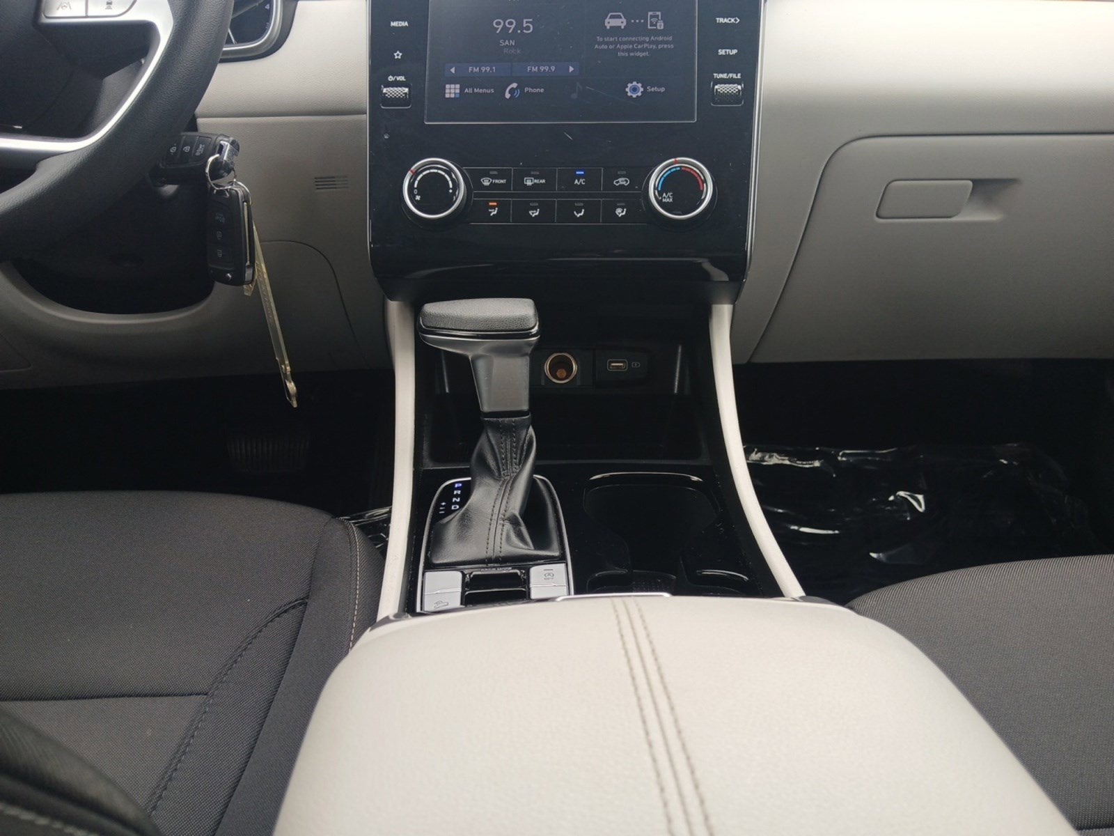 2023 Hyundai TUCSON SE W/ LANE KEEPING & FOLLOWING ASSIST