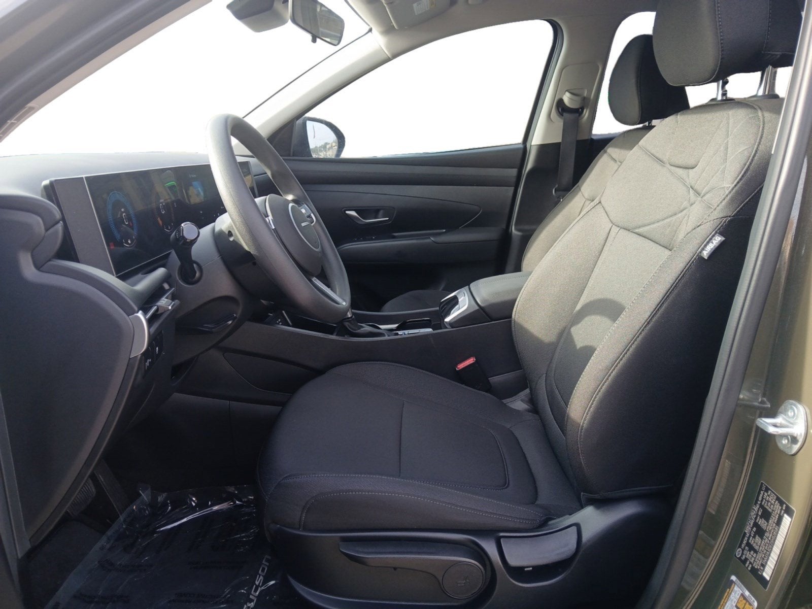 2025 Hyundai TUCSON SE