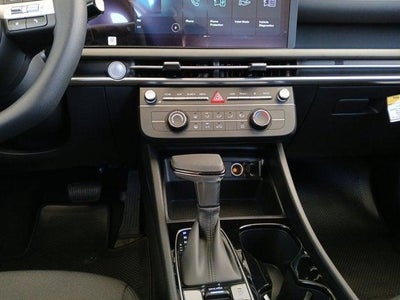 2025 Hyundai TUCSON SE