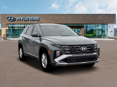 2026 Hyundai TUCSON SE