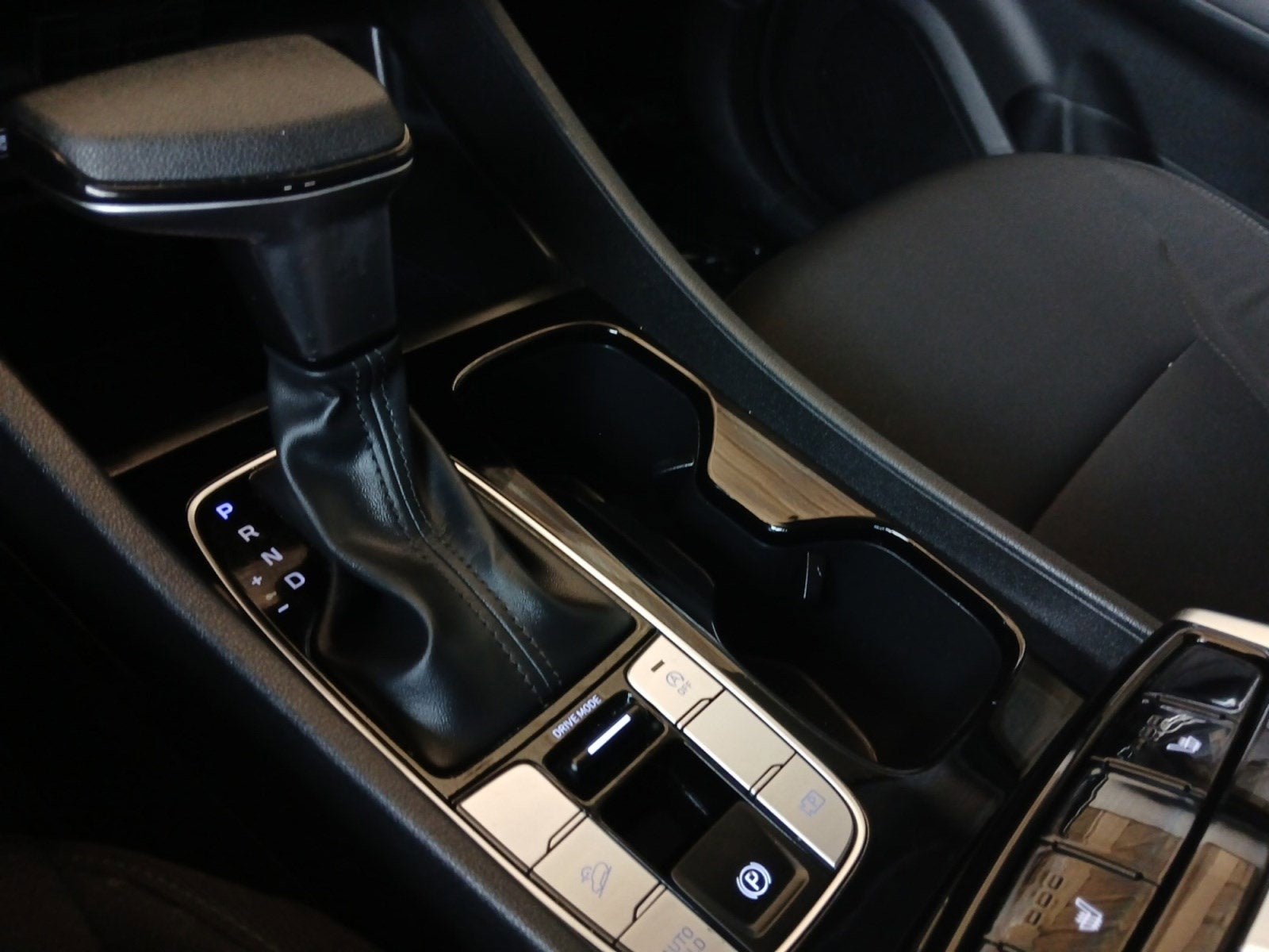 2023 Hyundai TUCSON SEL W/ SMART CRUISE CONTROL & POWER LIFTGATE