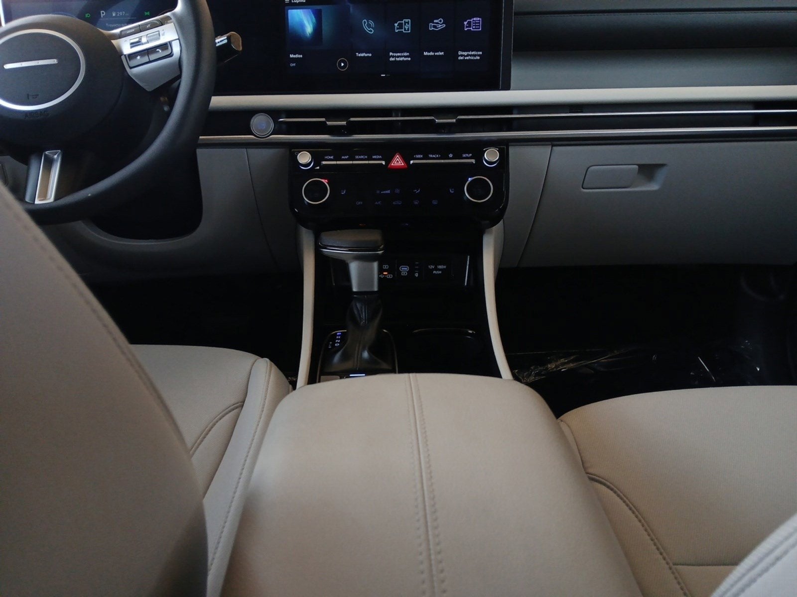 2025 Hyundai TUCSON SEL W/ REARVIEW CAMERA & POWER LIFTGATE