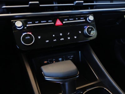 2026 Hyundai TUCSON SEL Premium W/ SMART CRUISE CONTROL & DIGITAL KEY