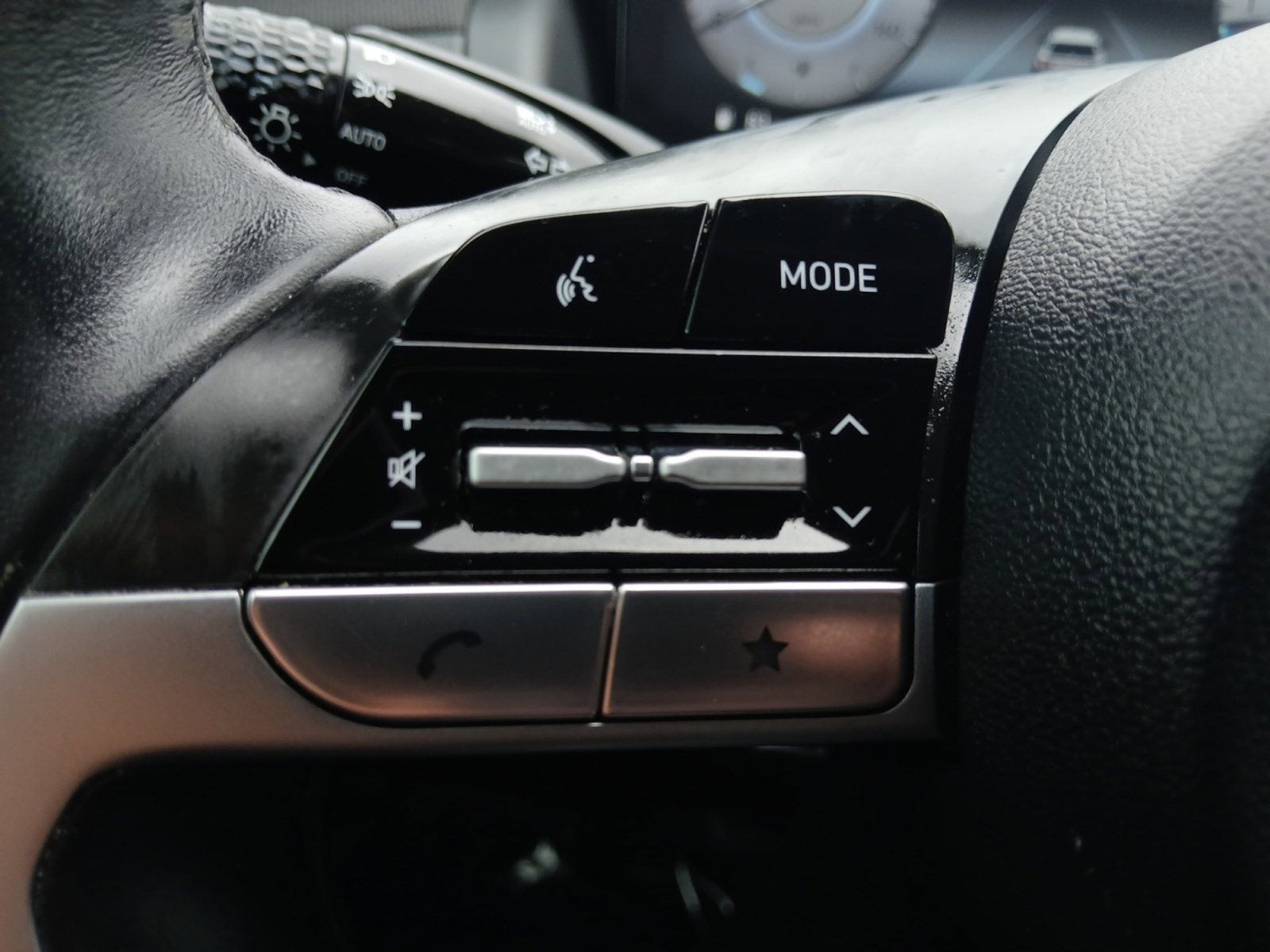 2023 Hyundai TUCSON SEL CONVENIENCE W/ POWER SUNROOF & SMART POWER LIFTGATE