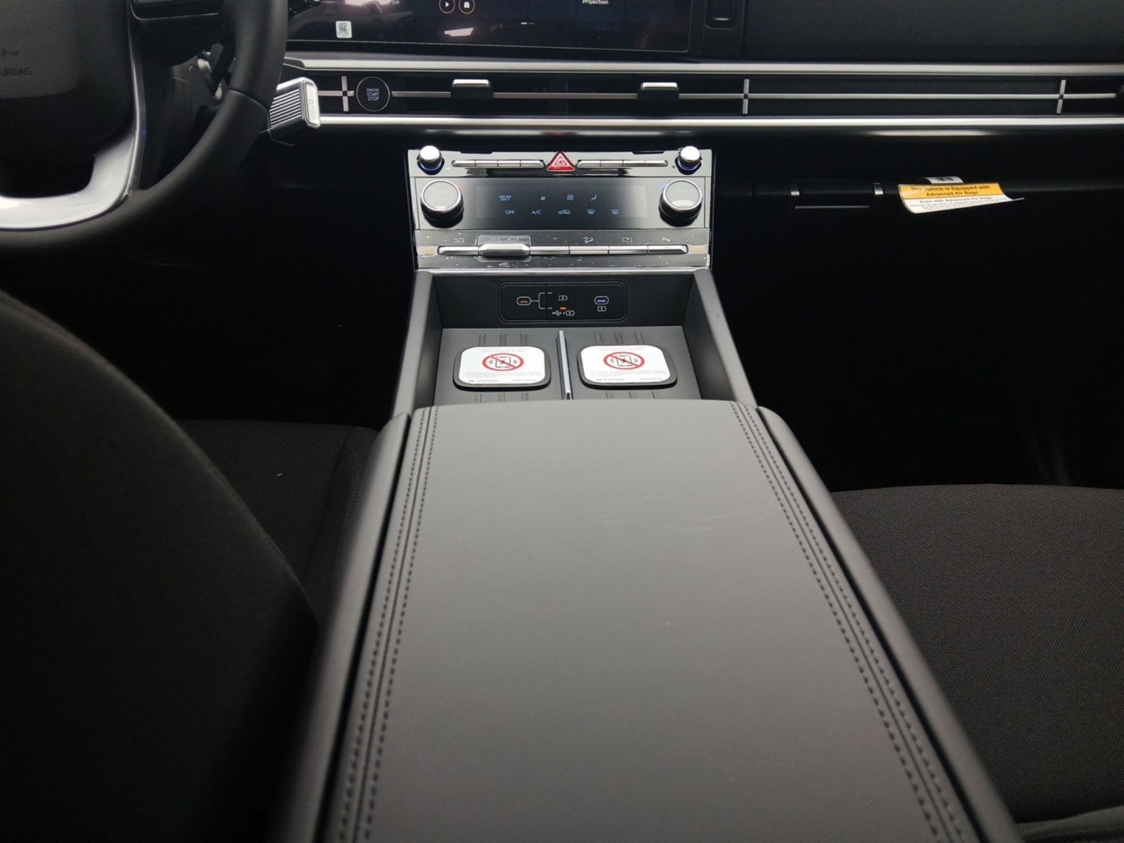 2026 Hyundai SANTA FE HYBRID SE W/ 3RD ROW & SMART CRUISE CONTROL