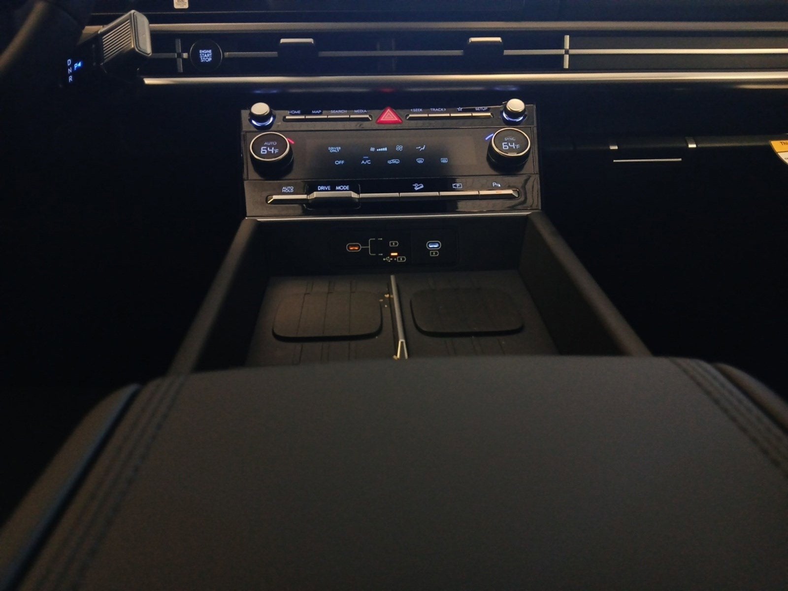 2026 Hyundai SANTA FE HYBRID SE 3RD ROW W/ SMART POWER LIFTGATE