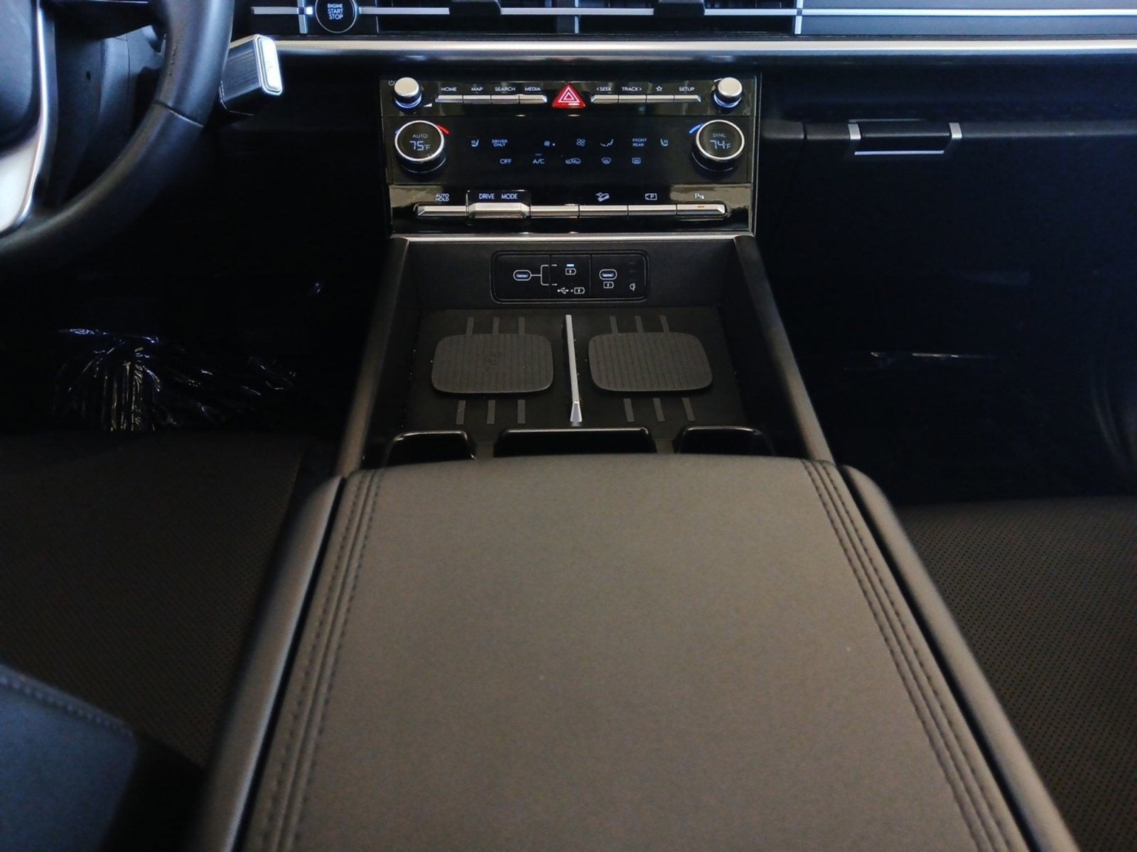 2025 Hyundai SANTA FE HYBRID SEL