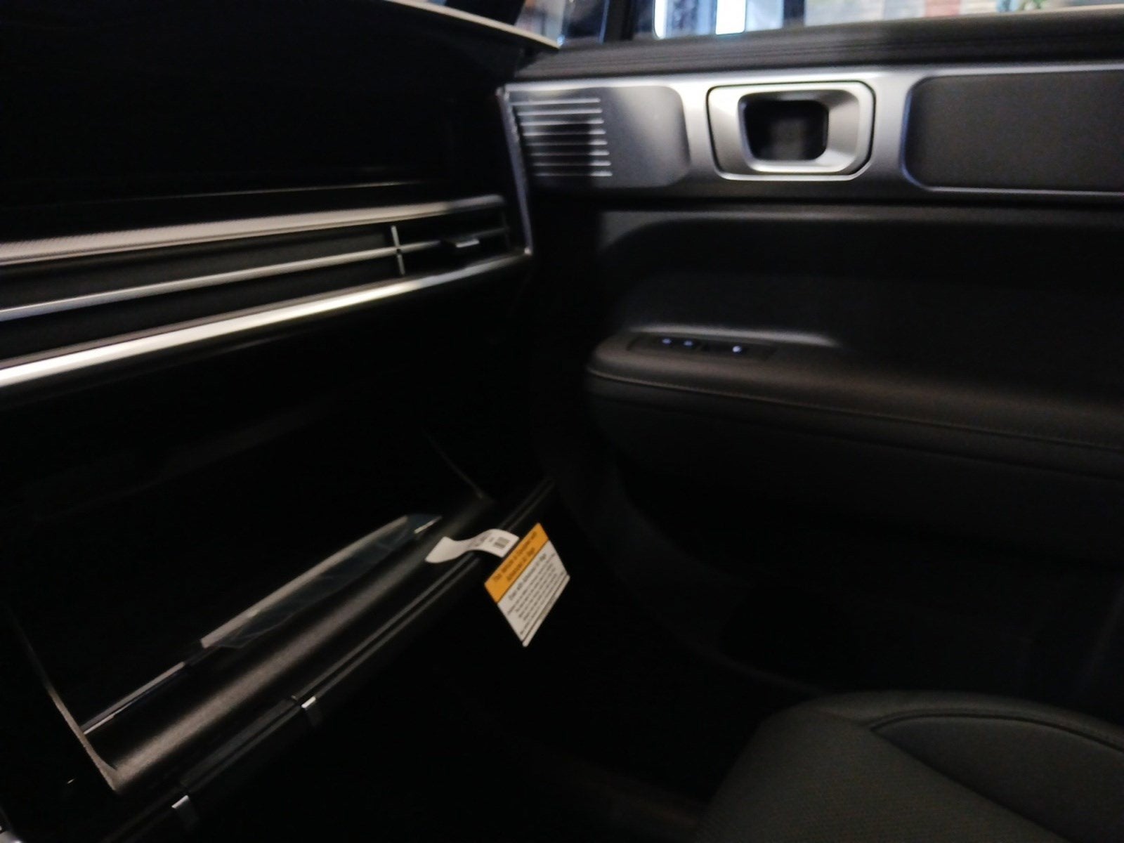 2026 Hyundai SANTA FE HYBRID SEL W/ POWER LIFTGATE & WIRELESS CHARGER