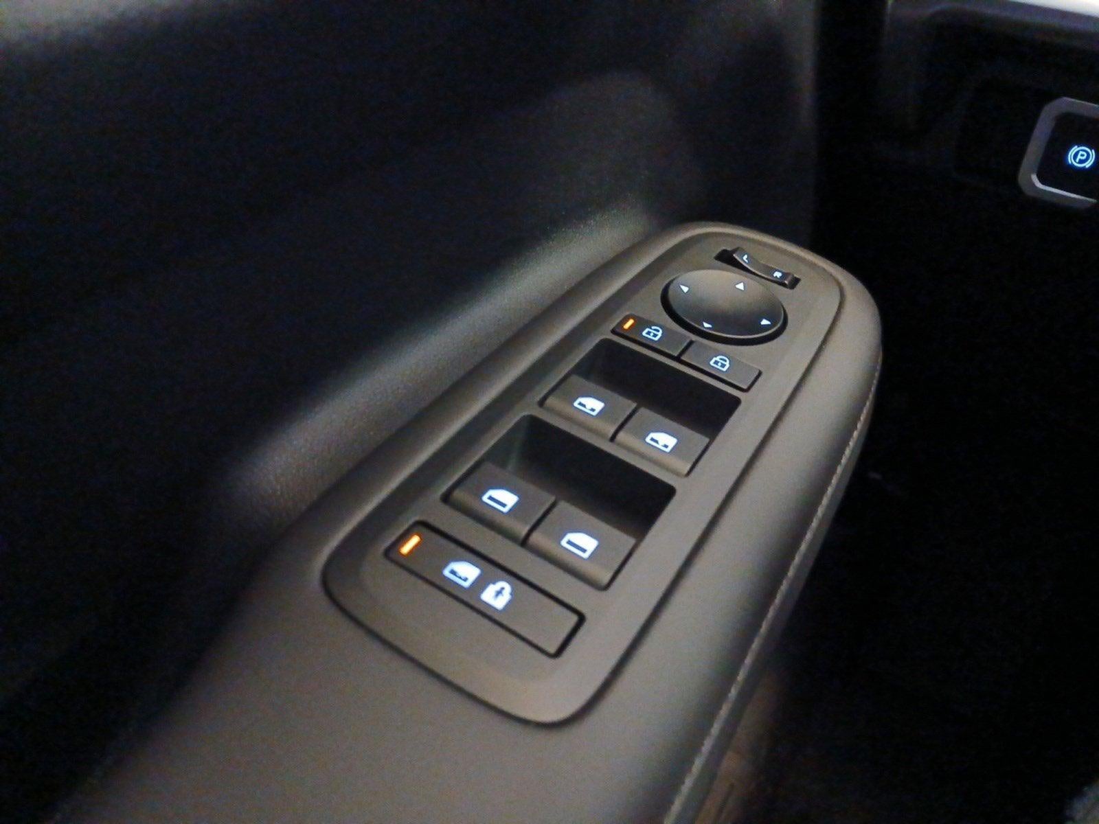 2026 Hyundai SANTA FE HYBRID SEL W/ POWER LIFTGATE & WIRELESS CHARGER