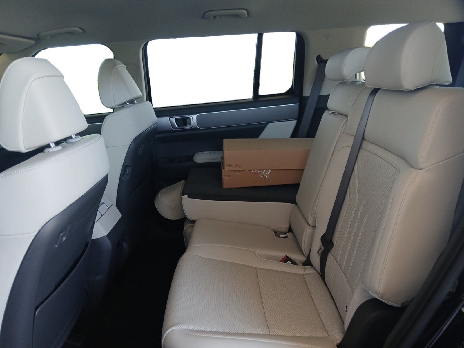 2027 Hyundai SANTA FE SEL