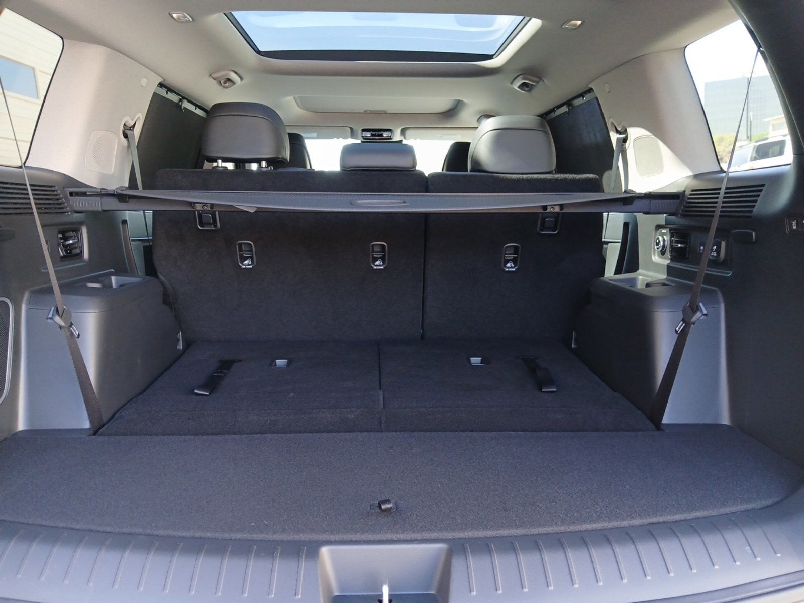 2025 Hyundai SANTA FE HYBRID Limited 3RD ROW W/ SURROUND VIEW MONITOR