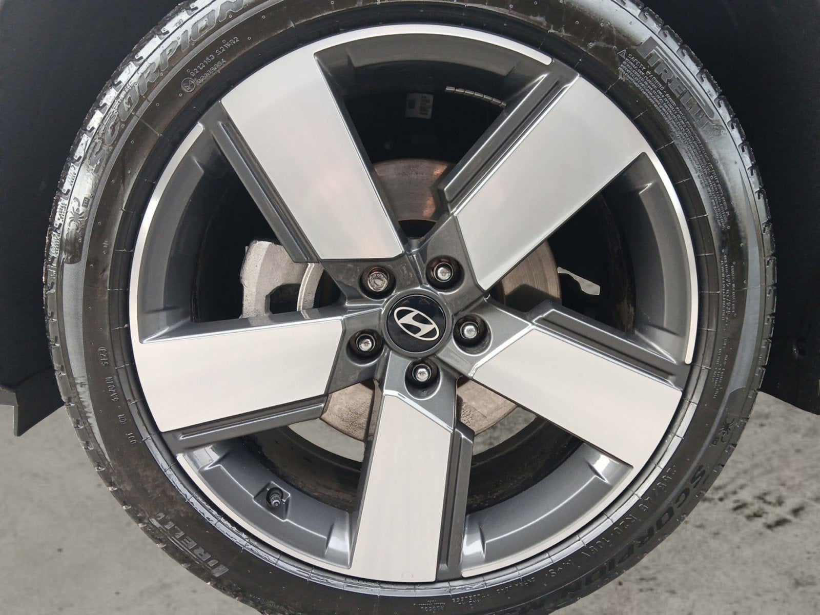 2025 Hyundai SANTA FE HYBRID Limited