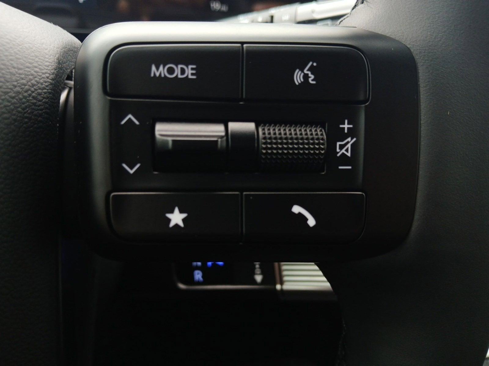 2026 Hyundai SANTA FE Calligraphy 3RD ROW W/ DUAL WIRELESS CHARGER