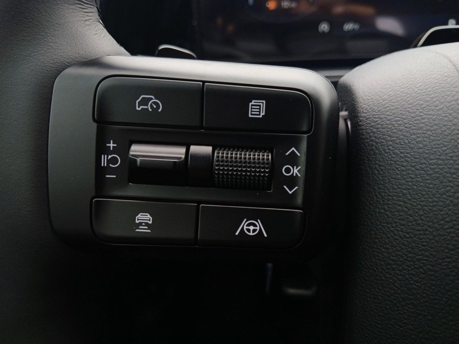 2026 Hyundai SANTA FE Calligraphy 3RD ROW W/ DUAL WIRELESS CHARGER