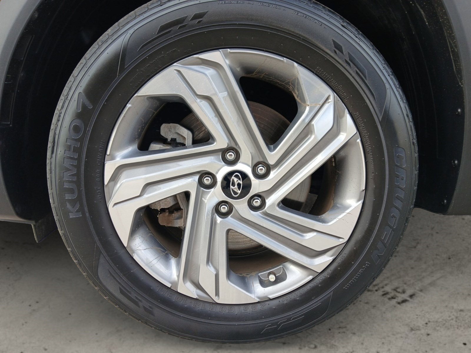 2023 Hyundai SANTA FE SE